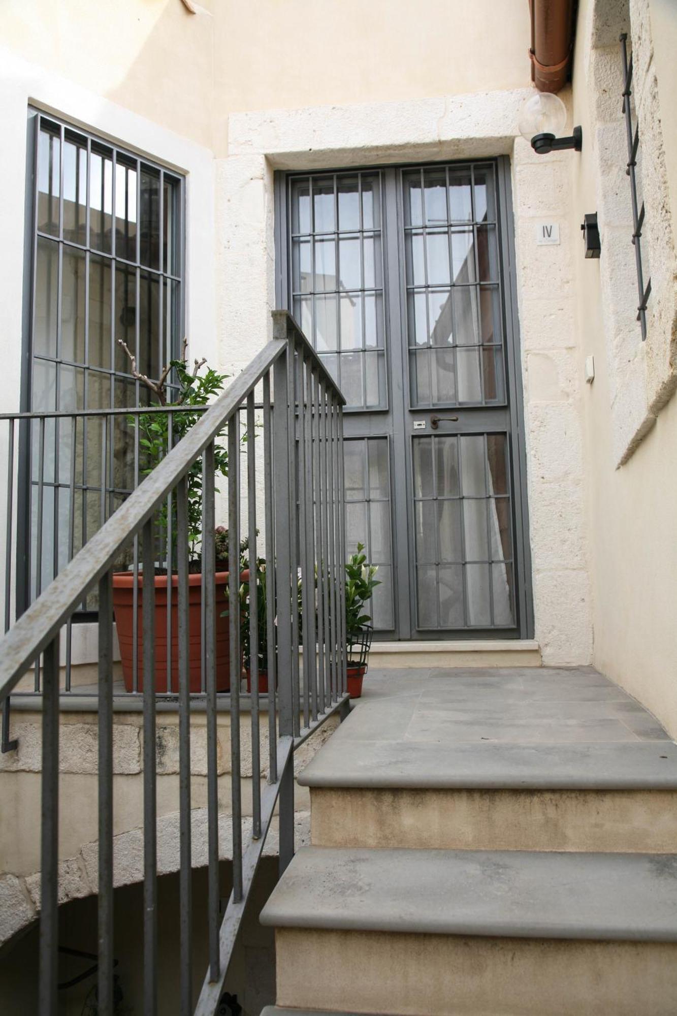Lanterne Magiche Ortigia - Dependances Apartment Syracuse Ngoại thất bức ảnh